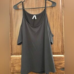 NWT MUDD black cold shoulder top junior size XL